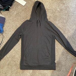 Midweight Storm Hoodie
Medium